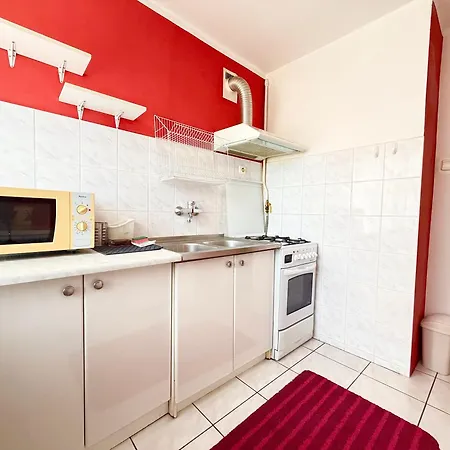 Apartment Grabiszyn Standard By Bookinghost