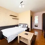 דירה Grabiszyn Standard By Bookinghost *