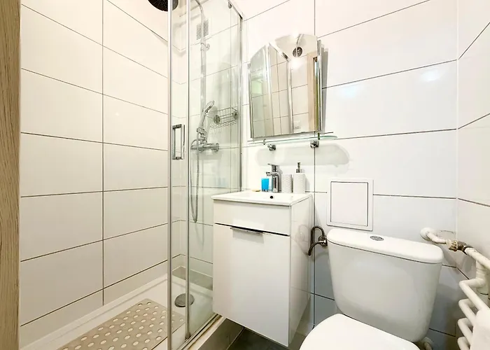 Apartment Grabiszyn Standard By Bookinghost Wroclaw